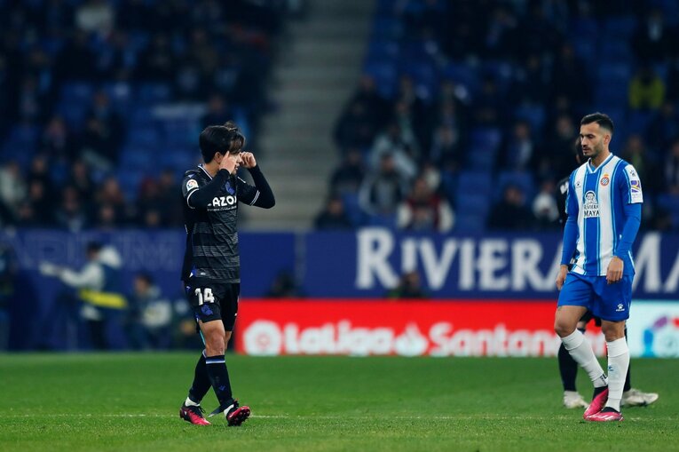 「クボの鮮烈ボレーに加えて…」“ハイライトだけではもったいない”ソシエダ久保建英の飛躍を現地撮影「特筆すべきはゴール直前の守備」(38)