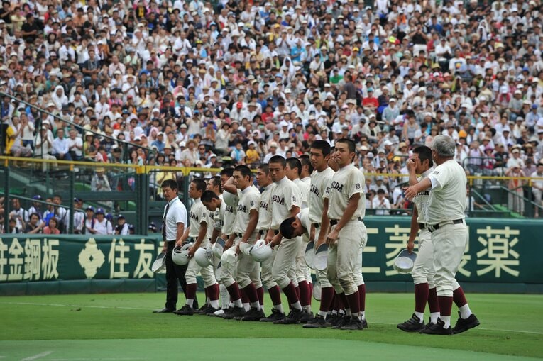 2015年夏の甲子園準決勝。仙台育英が、1年生清宮を擁する早稲田実業を下した　©BUNGEISHUNJU