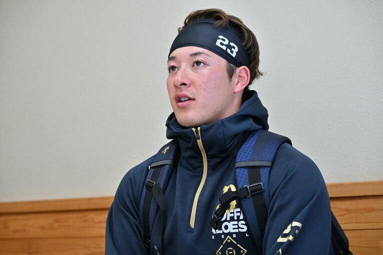 インタビューに答えたオリックス・吉田輝星　©︎Hideki Sugiyama　