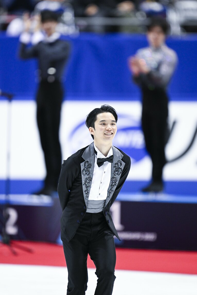 全日本選手権の授賞式、3位で表彰台入りを果たした友野　©Asami Enomoto