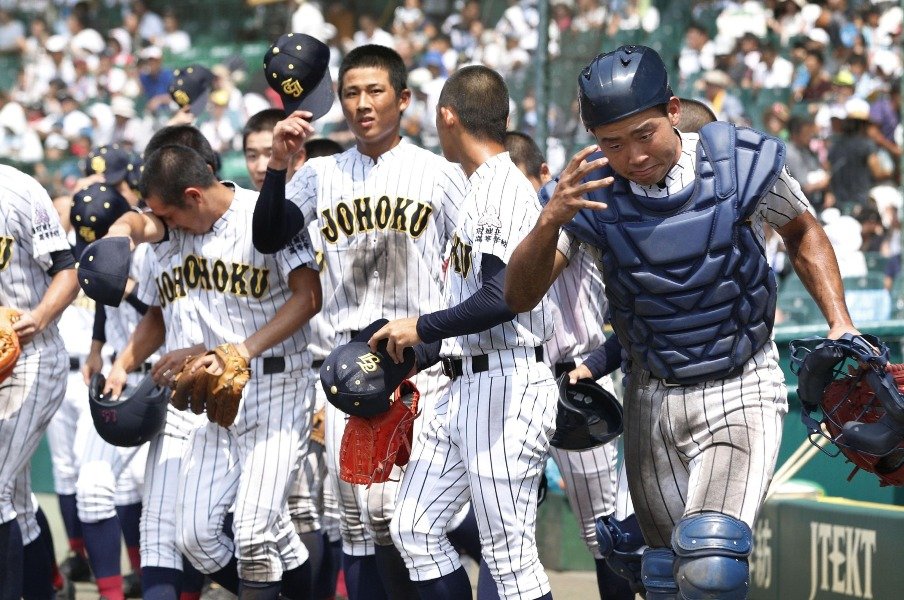 龍谷大平安を苦しめた投球リズム。鳥取城北の「戦術的な遅さ」とは。＜Number Web＞ photograph by Kyodo News