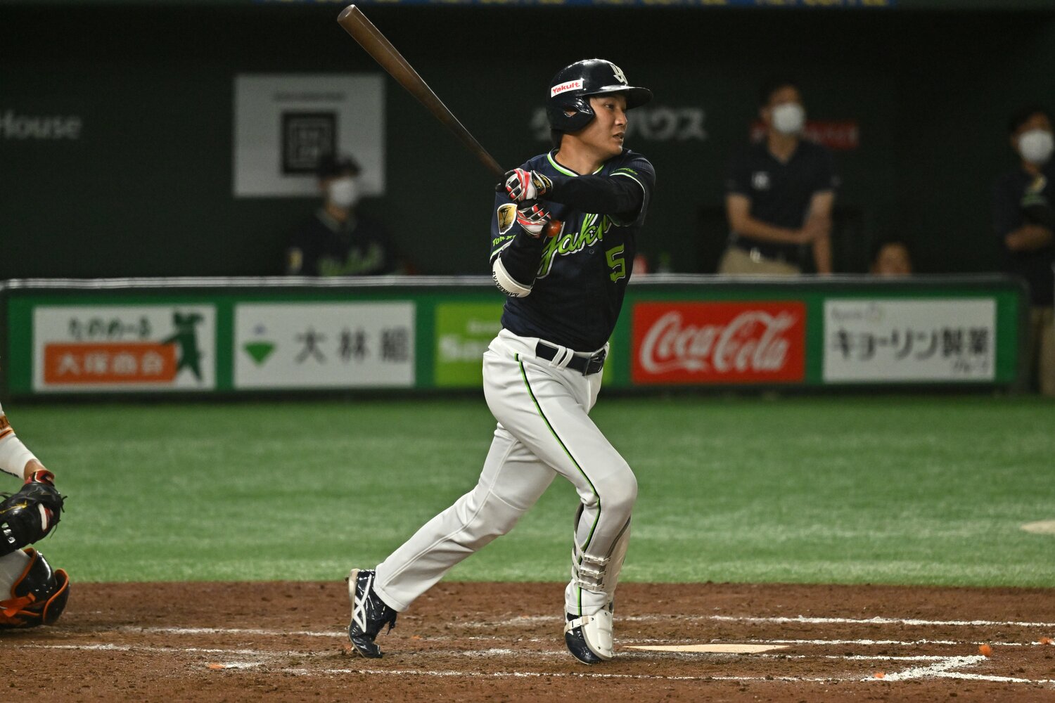 代打の切り札・川端もソフトバンク戦でマルチ安打するなど存在感を放った ©Hideki Sugiyama