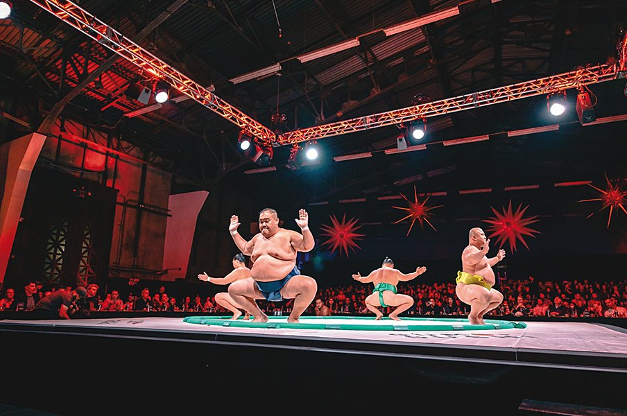 ［力士のセカンドキャリア］世界に拡げるSUMOの輪＜Number Web＞ photograph by Yoshinori Tashiro