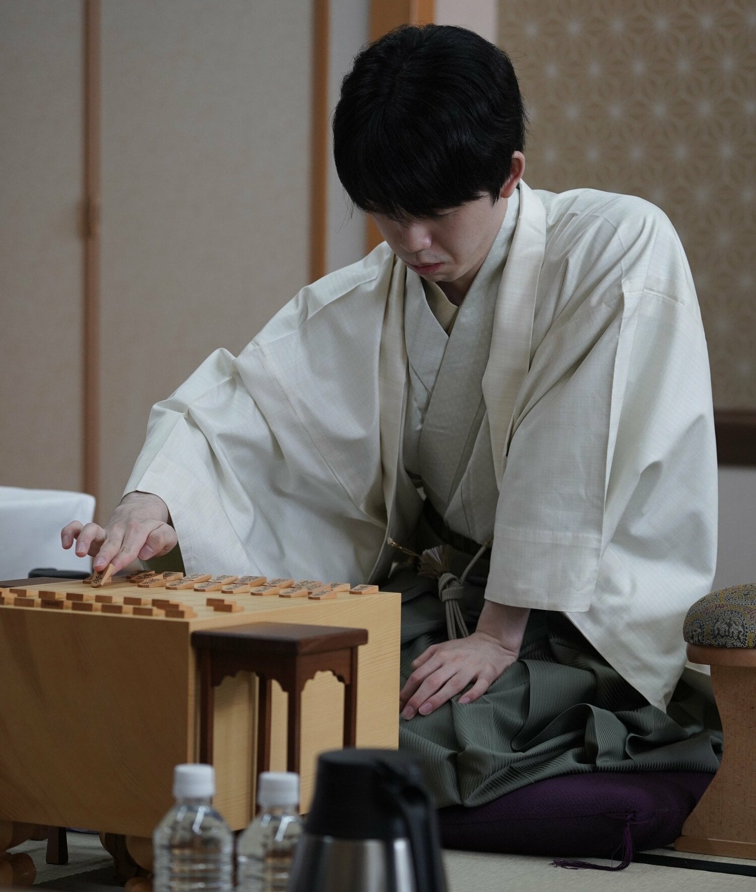 第1局を制した藤井棋聖　©日本将棋連盟