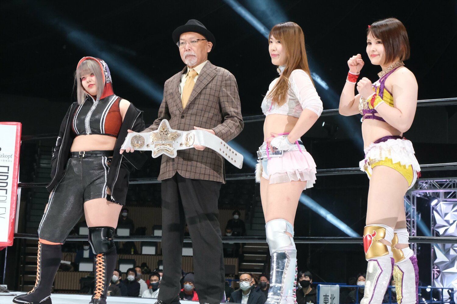 コズエンでは仲間でありライバルだった桜井まいと月山和香