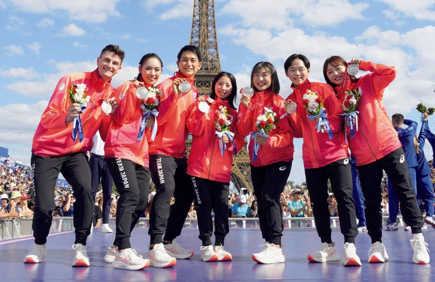 北京五輪のメダル授与式は夏季五輪中のパリで行われた ©KYODO