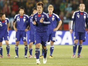 「ボールを蹴った瞬間、ヤバい」”W杯で初めてPKを外した日本人”が明かす南アW杯PK失敗の真相「俺一人のせいで負けた。その責任ばかり感じて」