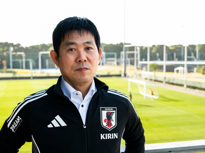 「歴史的采配ミスと言われたかも…」森保一監督が語る“なぜ望月ヘンリー海輝を起用したか”…ブラジル戦勝利の真相「コーチから“別の提案”もあった」＜Number Web＞ photograph by Asami Enomoto