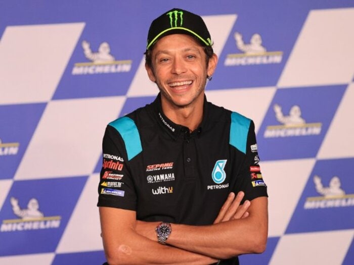 ＜42歳の引退表明＞最高峰クラス通算115勝　WGPの常識を変えた天才、バレンティーノ・ロッシが下した「正しい決断」とは＜Number Web＞ photograph by Satoshi Endo