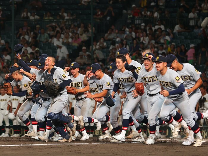 仙台育英“初の女子部員”は「苦しいこともいっぱいあって」…でも甲子園で初戦快勝「最高の夜更かし」に見る“令和の組織力”「ストレスなくプレーを…」＜Number Web＞ photograph by Sankei Shimbun