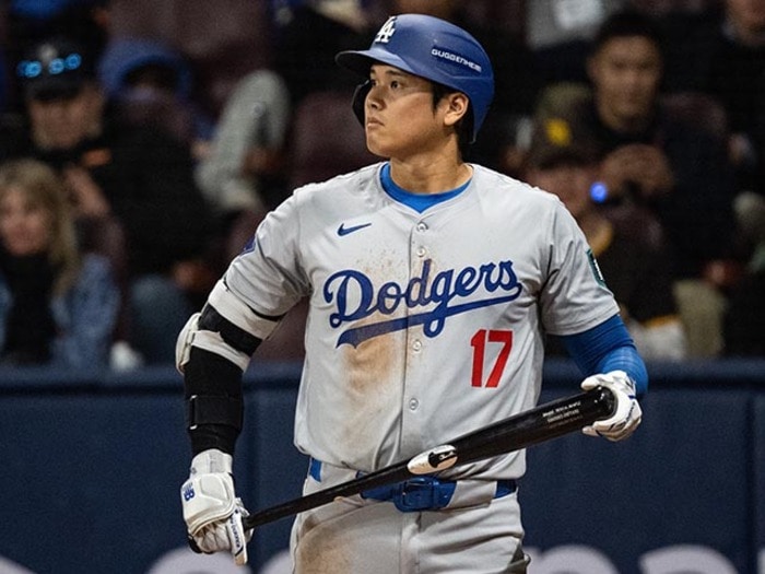 水原ショック渦中の大谷翔平だが…恒例の“高精度な成績予想”2024年版「MVPトリオのドジャース打線」なら狙える“史上4人目の快挙”とは＜Number Web＞ photograph by Nanae Suzuki