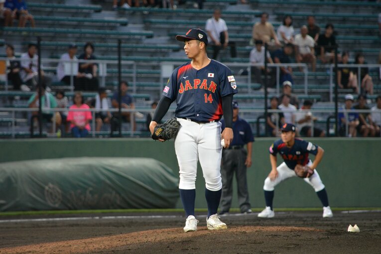 スーパーラウンド・アメリカ戦の末吉良丞。強力打線にヒットすら許さなかった　©Takarin Matsunaga