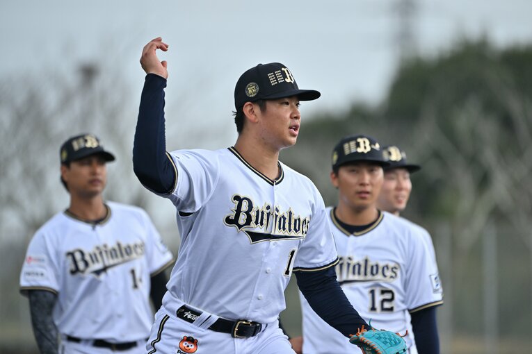 ブレーク２年目となる今春のキャンプで練習に取り組む山下　©Hideki Sugiyama