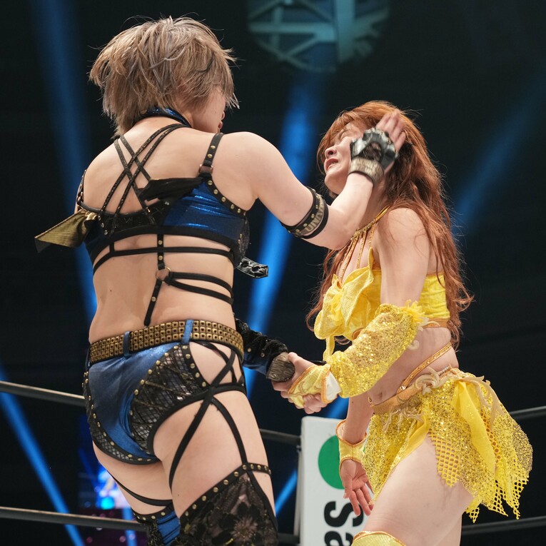 なつぽいを張る安納サオリ　©Essei Hara