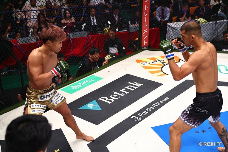 『RIZIN LANDMARK 6』佐藤将光vs.太田忍　©RIZIN FF