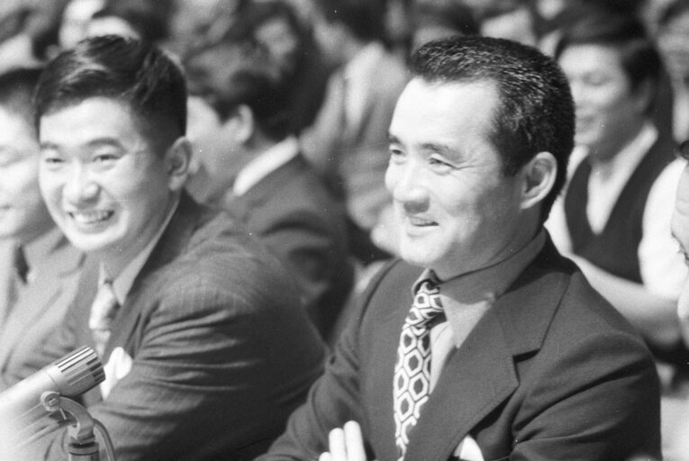 大場の試合を見に長嶋茂雄、石原慎太郎らスターが来場　©Asahi Shimbun