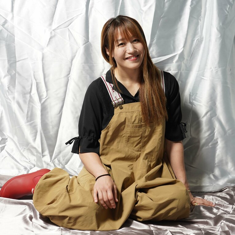 「家出して3カ月の漫喫暮らし」「枕をしたら仕事をやるよ」壮絶な過去を超えてスターダムの朱里が亡き母に誓う“赤いベルト”の夢(13)