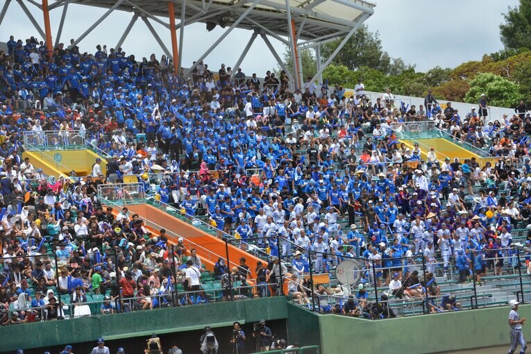 沖縄尚学vs.エナジック。全国高校野球選手権・沖縄大会決勝　©Takarin Matsunaga