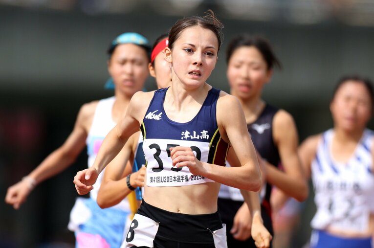 9月に行われたU20日本選手権の1500m決勝では積極的にレースを引っ張ったドルーリー朱瑛里（津山高）。貧血によるスランプから復活しつつある ／ photograph by AFLO
