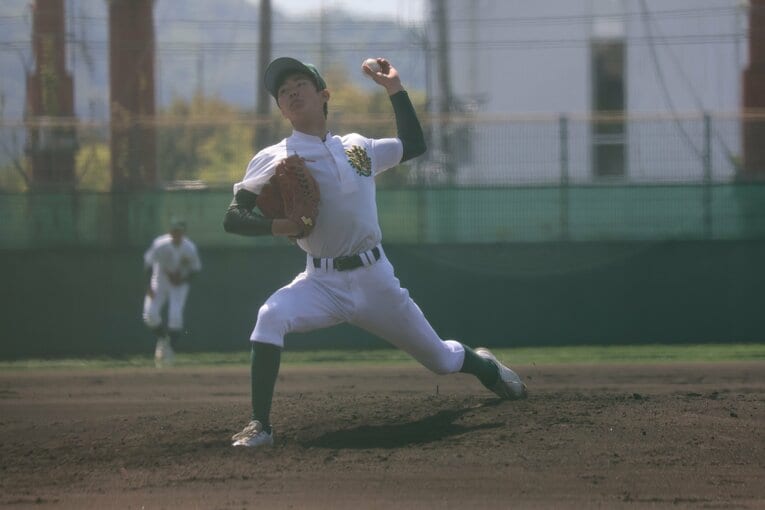 2023年春季兵庫県大会・神戸学院大付戦で先発した小山喜弘（こやま・よしひろ／2年）　©︎Fumi Sawai