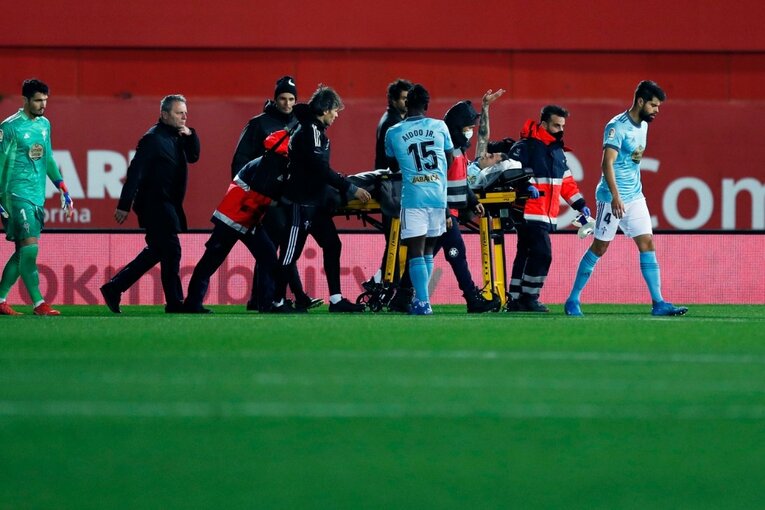 久保建英はなぜ“前節決勝点”なのに途中出場、ボールが回ってこなかったか… “試合展開と悪天候の不運”とは〈撮影者の視点〉(14)