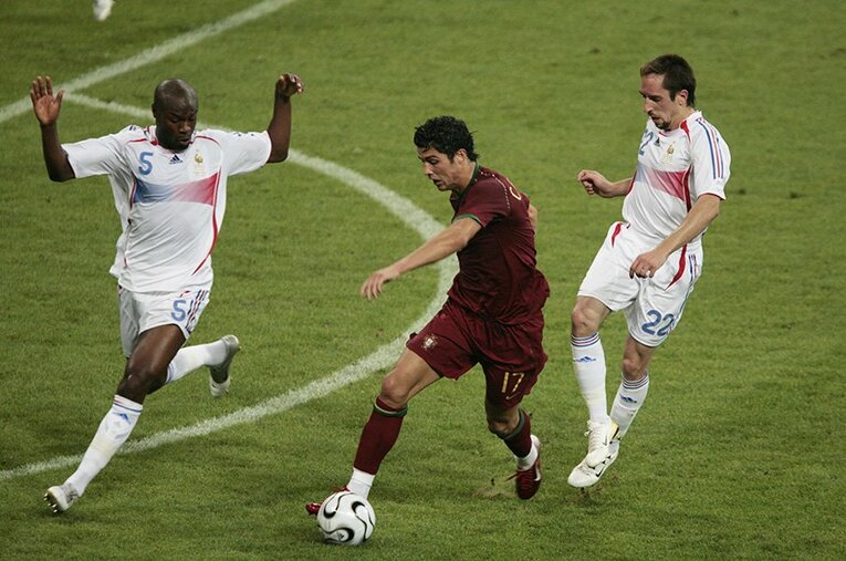 韓国のC・ロナウド訴訟騒ぎへの反応。イタリアでは「W杯の誤審を忘れない」。(6) ／ photograph by Naoya Sanuki/JMPA