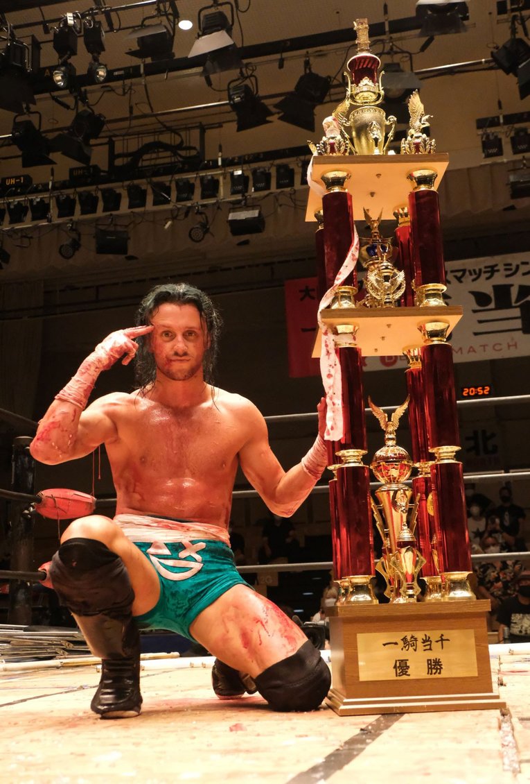 デスマッチファイター・ドリューは血がドクドク流れても試合を止めなかった 「ケガある、傷ある。でもやる。大好きだから」(59)