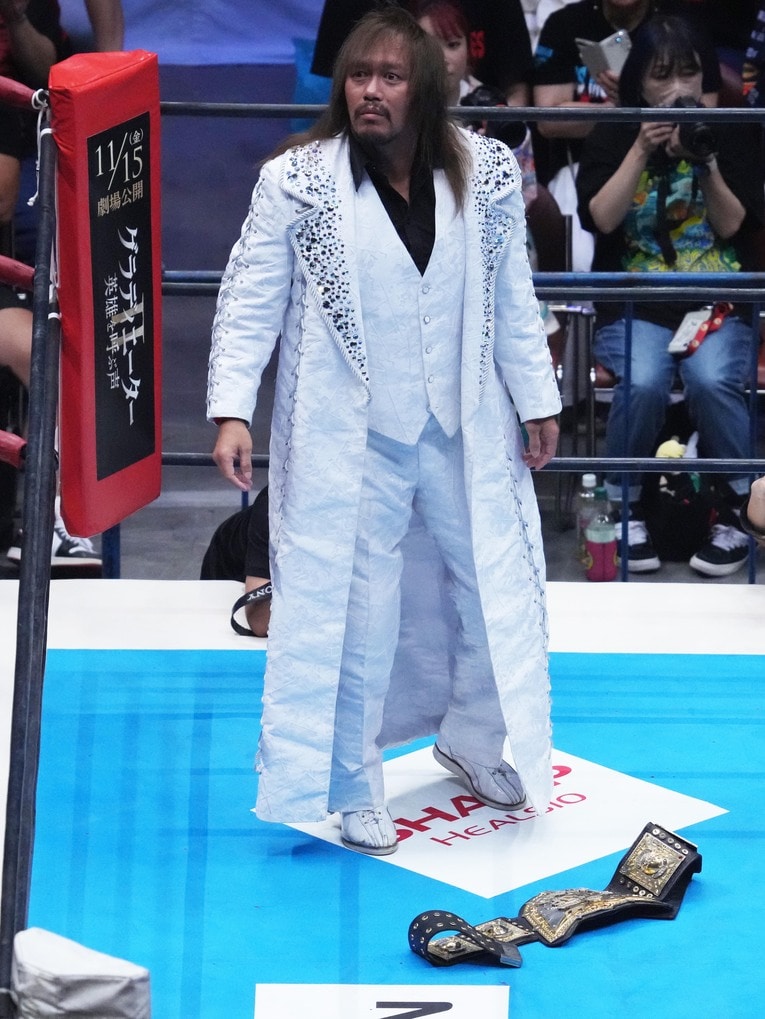 リングに上がったIWGP王者の内藤哲也　©Essei Hara