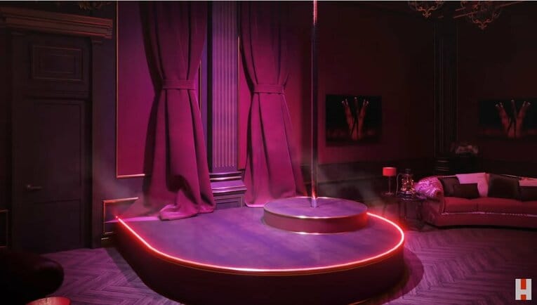 1400億円を投じ、黒海周辺にあるといわれる「プーチン宮殿」※ロシアの反体制派指導者、アレクセイ・ナワリヌイ氏のYouTubeチャンネルより