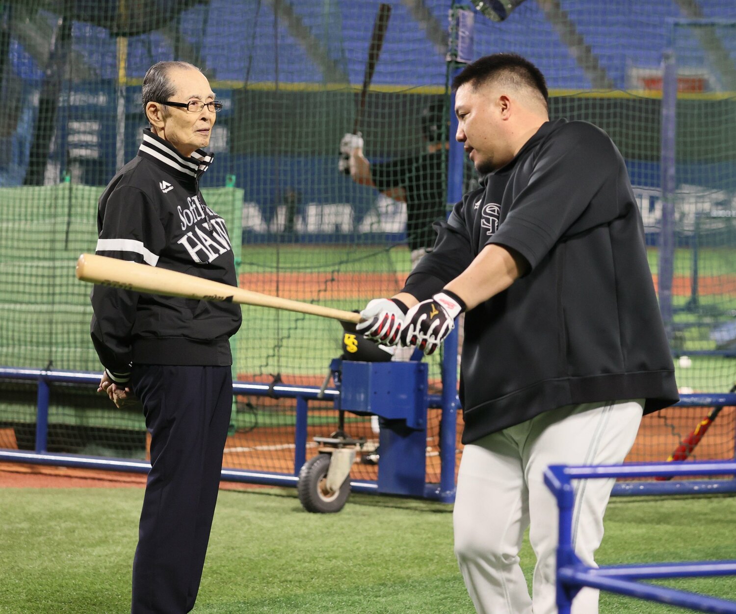 日本シリーズ前日練習で王貞治会長は山川に直接声をかけていた ©️SANKEI SHIMBUN