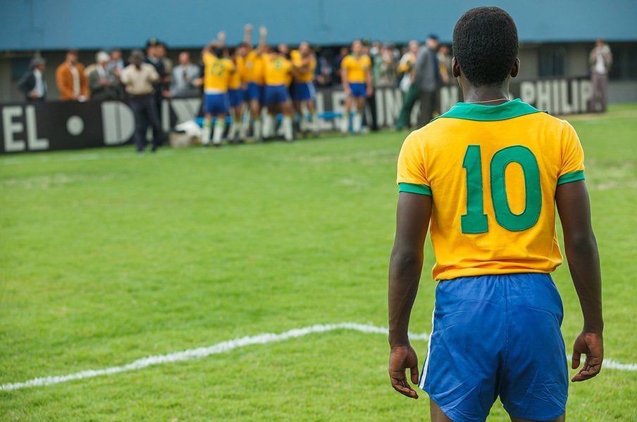 Number独占試写会『ペレ　伝説の誕生』17歳の少年がブラジルサッカーを変えた。＜Number Web＞ photograph by 2015 Dico Filme LLC