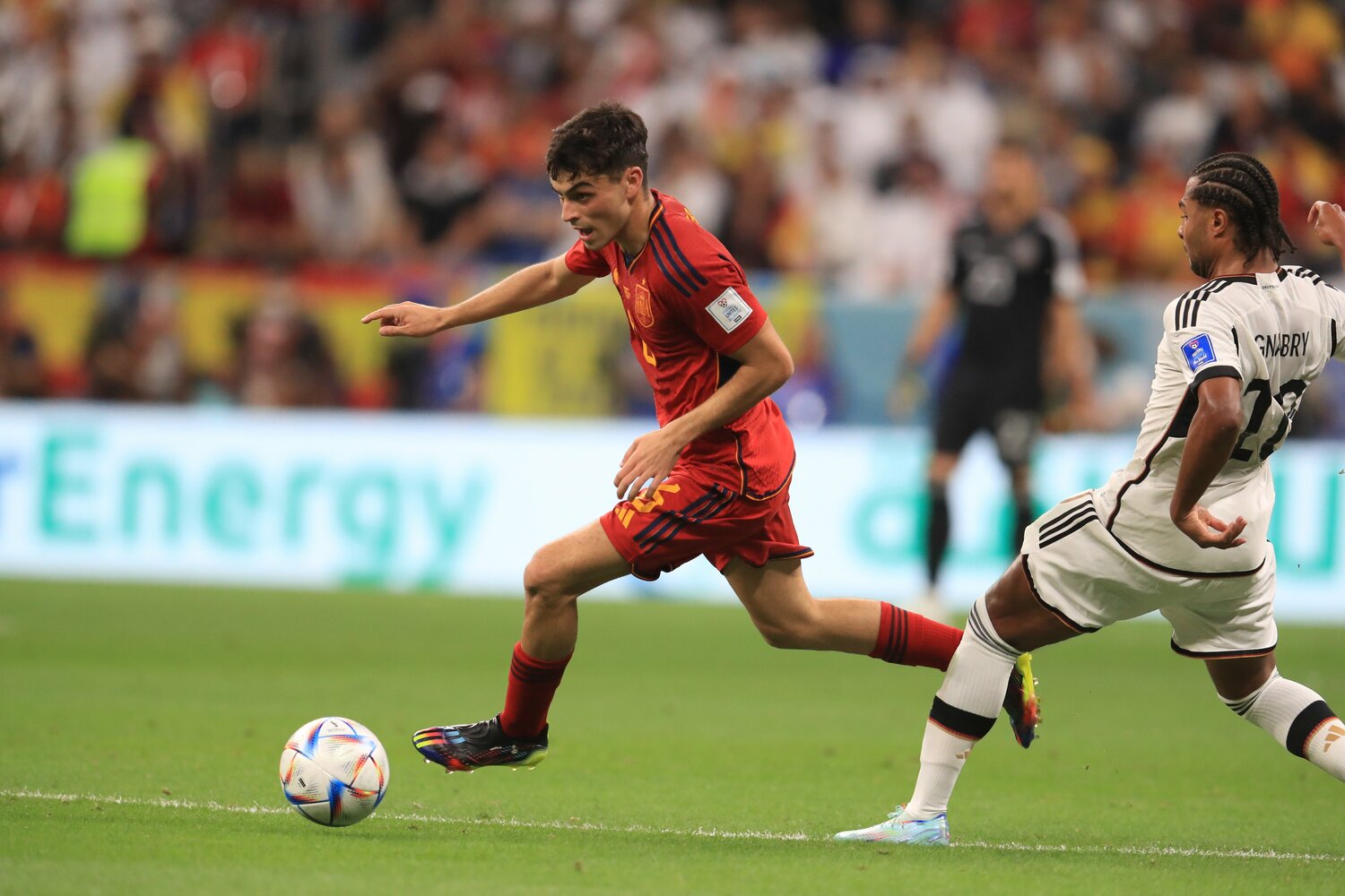 ペドリは新世代のゲームメーカーとして世界で注目されている　©Kazuo Fukuchi/JMPA