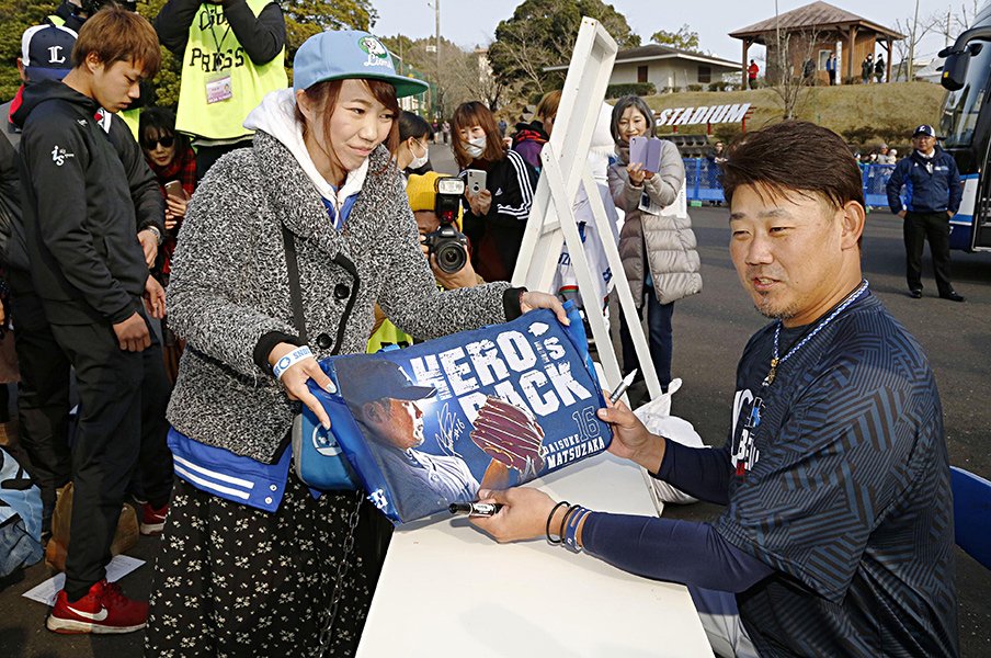 松坂世代の戦いは40歳以降も続く。5人の現役＋コーチ転身の全リスト。＜Number Web＞ photograph by Kyodo News