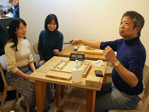 “藤井聡太五冠ブーム”の一方で…「リアルでもカジュアルに気軽に指せる場所があればいいな」将棋カフェの願いとは