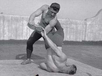 柔道とボクシングの歴史から消された“大物ヤクザ”の名前…柔道が総合格闘技に“なり損ねた”「サンテル事件」とは＜Number Web＞ photograph by Getty Images