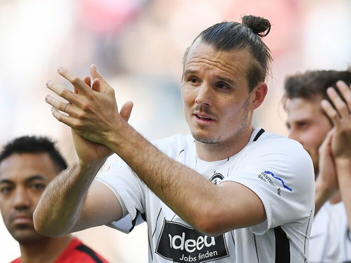 謙虚で照れ屋な元ブンデス得点王。マイアーはフランクフルトの神様。＜Number Web＞ photograph by Getty Images