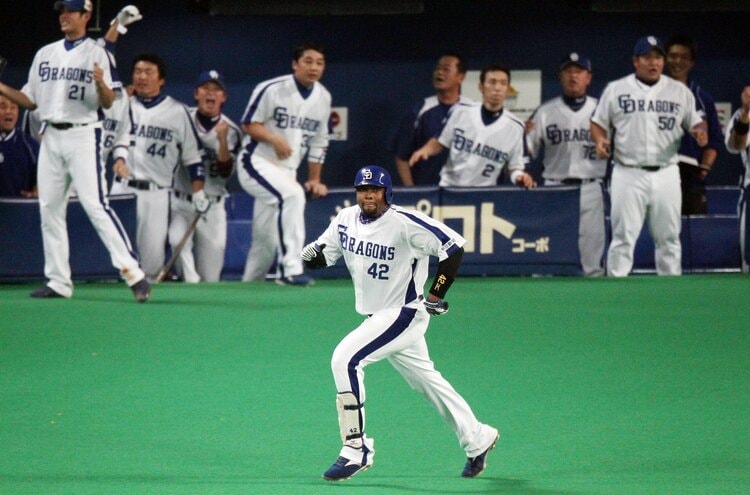 元中日のトニ・ブランコさん、ナイトクラブ天井崩落事故で死去