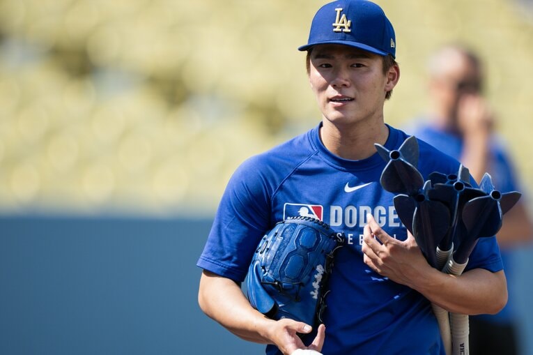 【“テレビに映らない”由伸写真】　©Nanae Suzuki