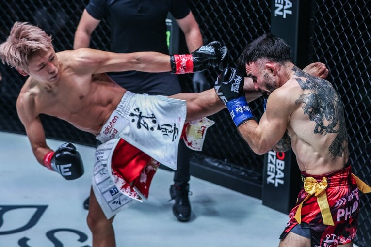 武尊vs.デニス・ピューリック。11月16日、有明アリーナ　©ONE Championship