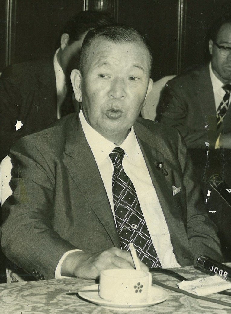 河野太郎の大叔父・謙三。やはり箱根駅伝ランナーだった　©BUNGEISHUNJU