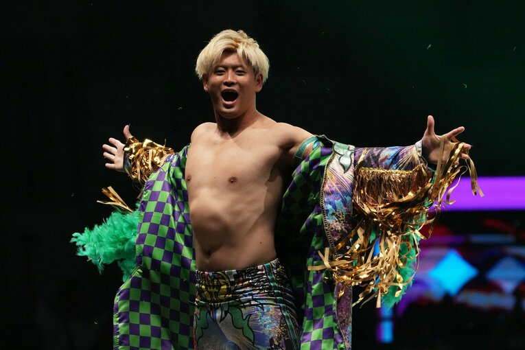 7月21日、アオーレ長岡。清宮海斗の入場