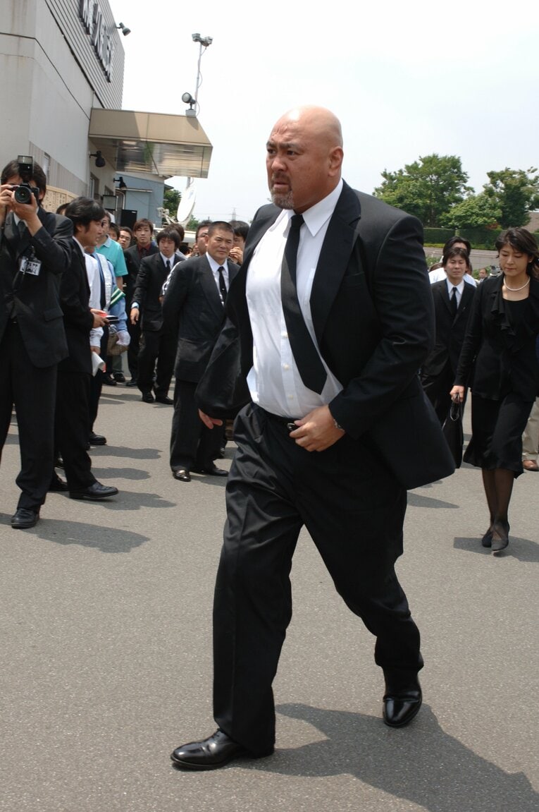 橋本真也の葬儀に出席した武藤敬司（2005年）©︎BUNGEI SHUNJU