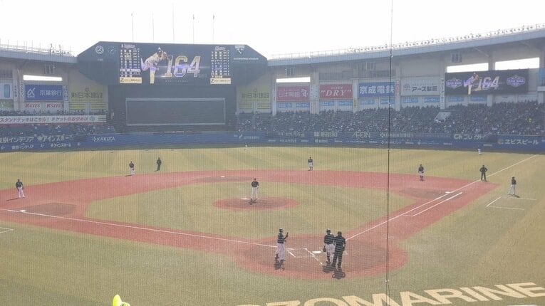 3回：自己最速タイの164kmの表示　©Aki