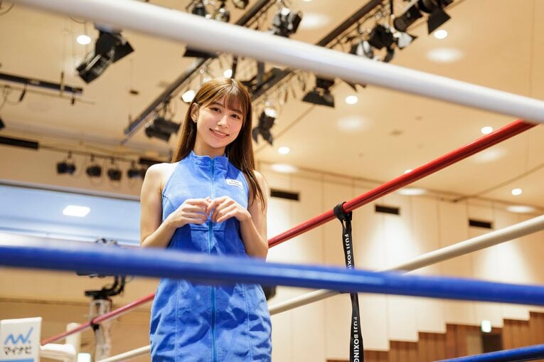 村田vsゴロフキンで“号泣”したワケは…天野麻菜と人気グラドル・雪平莉左が語る「リングガールのプロ意識」《特別グラビアインタビュー》(19)