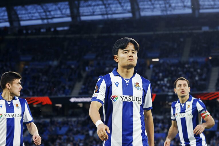 「久保建英が絶叫…悔しそうに顔面を」マンUを本気で倒しにいった“核心の1枚”カメラマンが間近で激写「同点弾演出CKだけじゃない」激情ぶり(4)