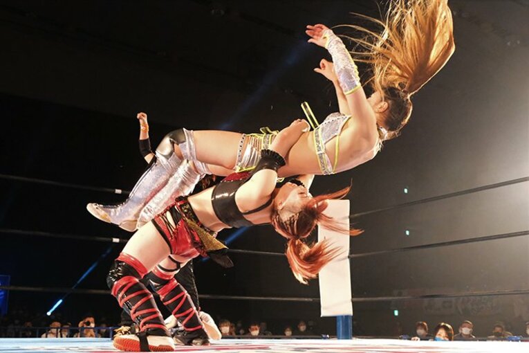 完成度は「1億％！」。17歳のチャンピオン・鈴季すずはプロレスに全てを捧ぐ。(2)