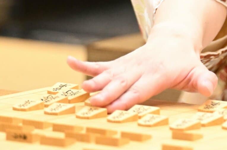 規定によって、引退となった女流棋士も多い（写真はイメージです） ／ photograph by NumberWeb
