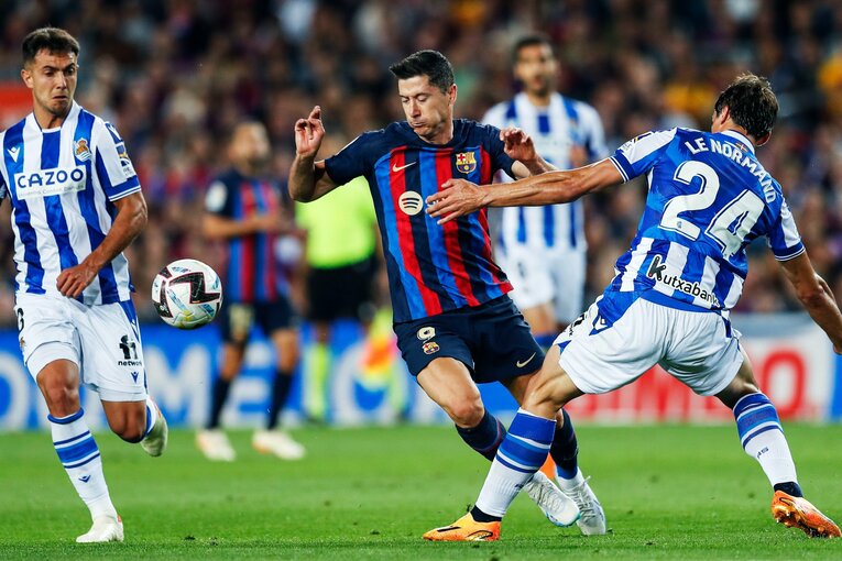 今季9点目！ 久保建英が凄まじい「バルサ撃破ドリブル、ブスケッツ退団・優勝セレモニーが同時に」カメラマンが見た“美しいカンプノウの夜”(17)