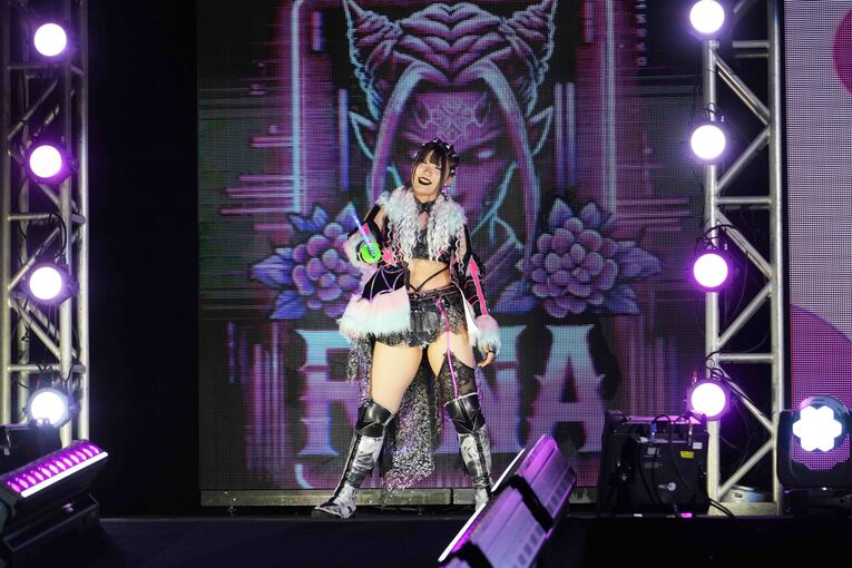 入場する吏南　©Essei Hara