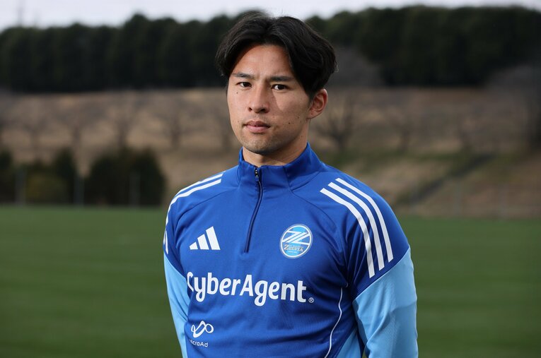 J1で首位に立つFC町田ゼルビアを牽引する日本代表の中山雄太（28歳）が語るJリーグとW杯への思いとは ／ photograph by Shigeki Yamamoto